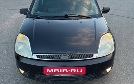 Ford Fiesta, 2005 год, 240 000 рублей, 2 фотография