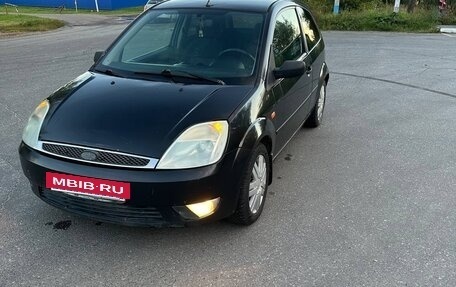 Ford Fiesta, 2005 год, 240 000 рублей, 3 фотография
