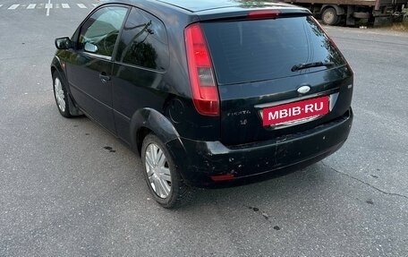 Ford Fiesta, 2005 год, 240 000 рублей, 5 фотография