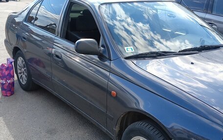 Toyota Carina E, 1996 год, 500 000 рублей, 2 фотография