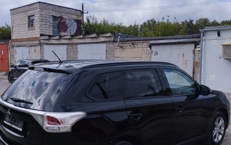 Mitsubishi Outlander III рестайлинг 3, 2013 год, 1 490 000 рублей, 7 фотография