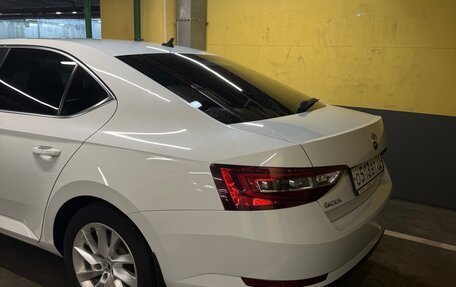 Skoda Superb III рестайлинг, 2018 год, 2 200 000 рублей, 4 фотография