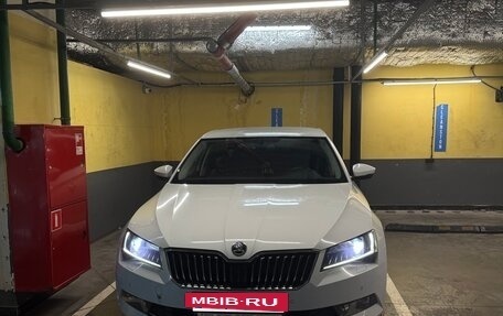 Skoda Superb III рестайлинг, 2018 год, 2 200 000 рублей, 2 фотография