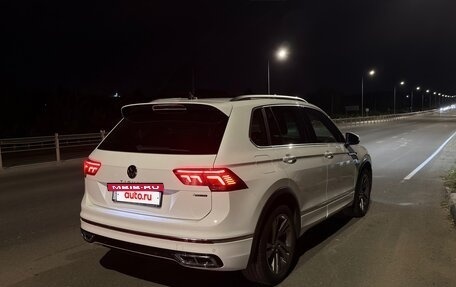 Volkswagen Tiguan II, 2021 год, 3 100 000 рублей, 2 фотография