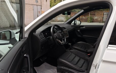 Volkswagen Tiguan II, 2021 год, 3 100 000 рублей, 10 фотография