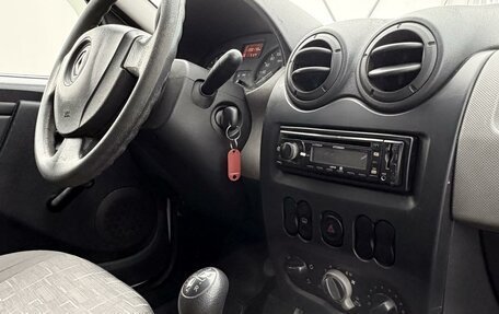 Renault Logan I, 2011 год, 333 000 рублей, 8 фотография