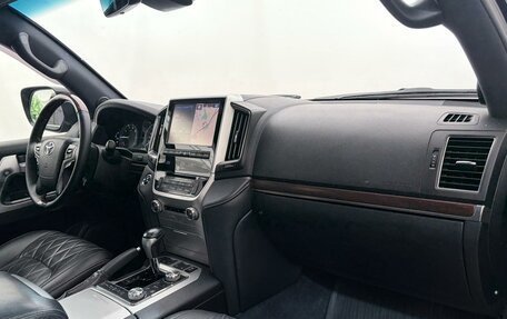 Toyota Land Cruiser 200, 2016 год, 5 115 000 рублей, 9 фотография