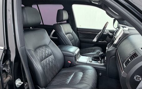Toyota Land Cruiser 200, 2016 год, 5 115 000 рублей, 8 фотография