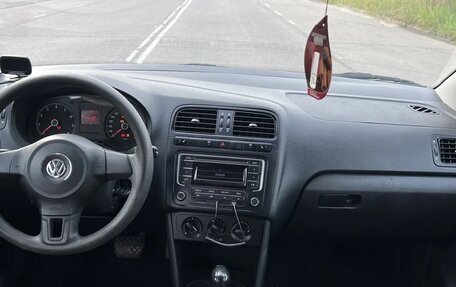 Volkswagen Polo VI (EU Market), 2013 год, 450 000 рублей, 4 фотография