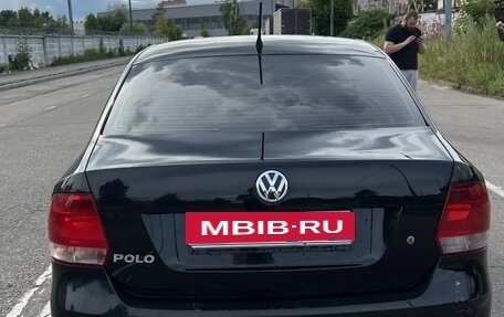 Volkswagen Polo VI (EU Market), 2013 год, 450 000 рублей, 2 фотография
