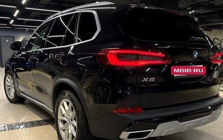 BMW X5, 2019 год, 6 150 000 рублей, 3 фотография