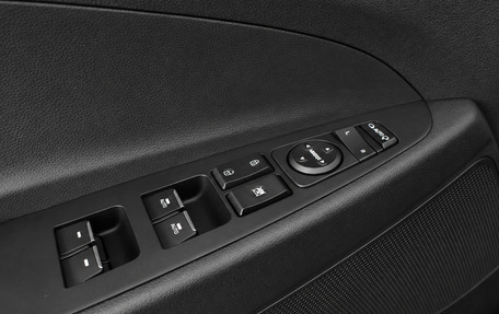 Hyundai Tucson III, 2018 год, 2 250 000 рублей, 11 фотография