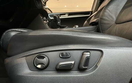 Volkswagen Touareg III, 2014 год, 2 149 000 рублей, 23 фотография