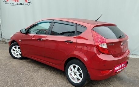 Hyundai Solaris II рестайлинг, 2013 год, 769 000 рублей, 3 фотография