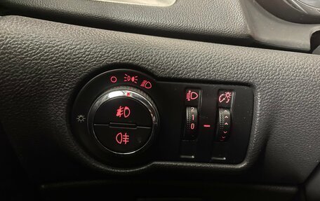Opel Astra J, 2011 год, 569 000 рублей, 14 фотография