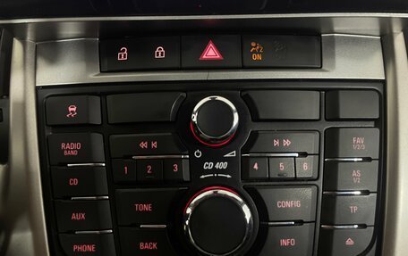 Opel Astra J, 2011 год, 569 000 рублей, 19 фотография