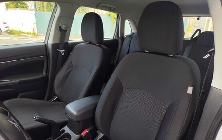 Mitsubishi ASX I рестайлинг, 2014 год, 1 115 000 рублей, 10 фотография