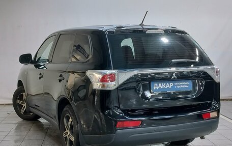 Mitsubishi Outlander III рестайлинг 3, 2014 год, 1 190 000 рублей, 6 фотография