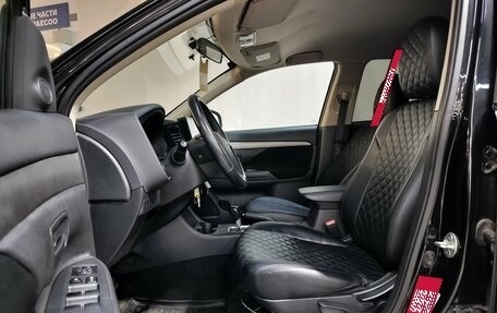 Mitsubishi Outlander III рестайлинг 3, 2014 год, 1 190 000 рублей, 16 фотография