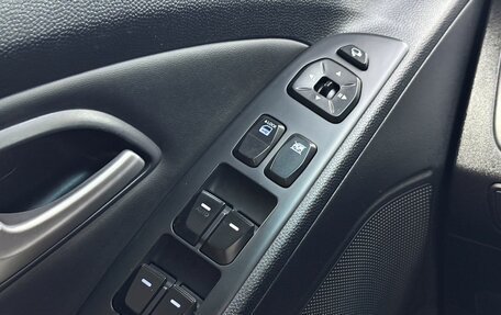 Hyundai ix35 I рестайлинг, 2012 год, 1 345 000 рублей, 23 фотография