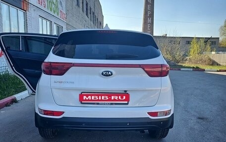 KIA Sportage IV рестайлинг, 2017 год, 1 670 000 рублей, 4 фотография