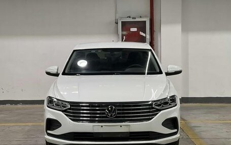 Volkswagen Lavida, 2022 год, 1 400 000 рублей, 2 фотография