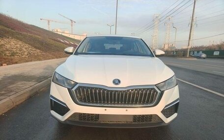 Skoda Octavia IV, 2025 год, 2 350 000 рублей, 2 фотография