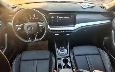 Skoda Octavia IV, 2025 год, 2 350 000 рублей, 7 фотография