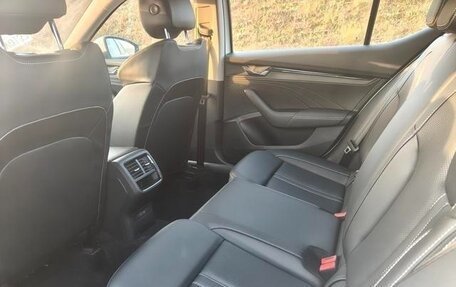 Skoda Octavia IV, 2025 год, 2 350 000 рублей, 9 фотография
