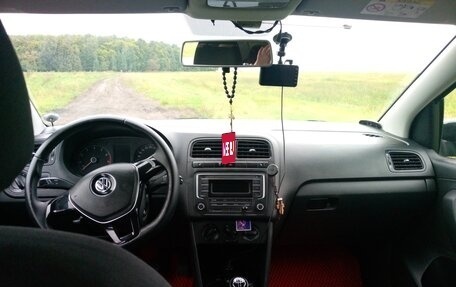 Volkswagen Polo VI (EU Market), 2016 год, 750 000 рублей, 7 фотография