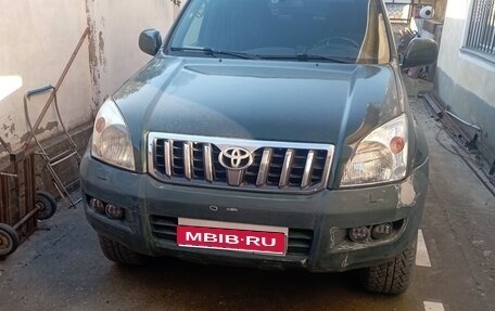 Toyota Land Cruiser Prado 120 рестайлинг, 2003 год, 1 399 000 рублей, 1 фотография