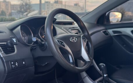 Hyundai Elantra V, 2013 год, 790 000 рублей, 8 фотография