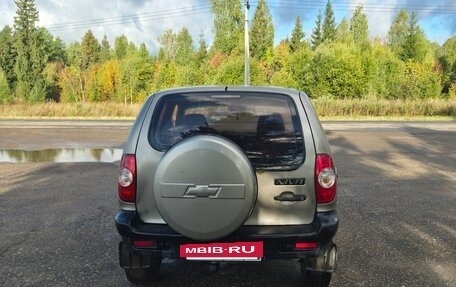 Chevrolet Niva I рестайлинг, 2007 год, 250 000 рублей, 3 фотография