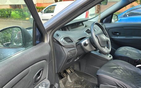 Renault Scenic III, 2010 год, 550 000 рублей, 15 фотография