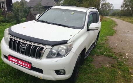 Toyota Land Cruiser Prado 150 рестайлинг 2, 2011 год, 3 500 000 рублей, 2 фотография