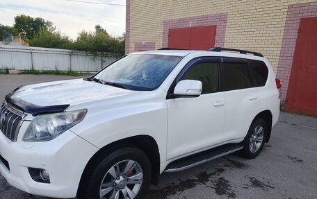 Toyota Land Cruiser Prado 150 рестайлинг 2, 2011 год, 3 500 000 рублей, 9 фотография