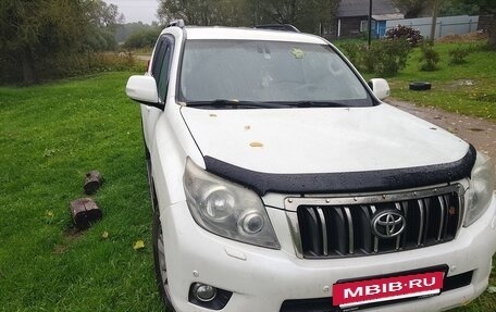 Toyota Land Cruiser Prado 150 рестайлинг 2, 2011 год, 3 500 000 рублей, 3 фотография