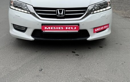 Honda Accord IX рестайлинг, 2013 год, 1 180 000 рублей, 7 фотография