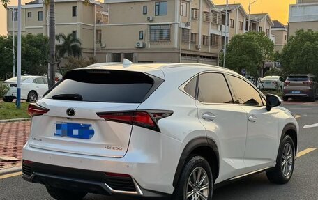 Lexus NX I, 2021 год, 2 500 000 рублей, 4 фотография