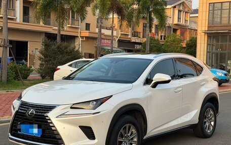 Lexus NX I, 2021 год, 2 500 000 рублей, 3 фотография