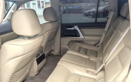 Toyota Land Cruiser 200, 2016 год, 5 500 000 рублей, 2 фотография