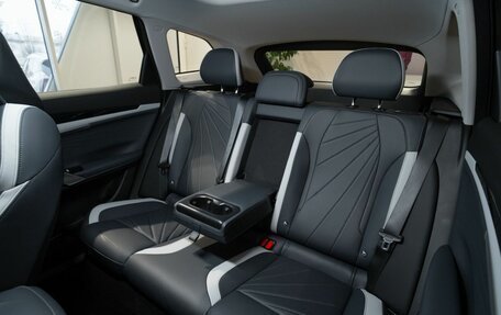Geely Atlas, 2026 год, 3 909 990 рублей, 8 фотография