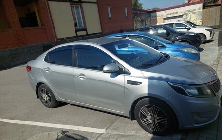 KIA Rio III рестайлинг, 2012 год, 670 000 рублей, 2 фотография