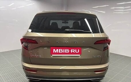 Skoda Karoq I, 2022 год, 1 700 000 рублей, 5 фотография