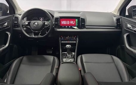 Skoda Karoq I, 2022 год, 1 700 000 рублей, 10 фотография