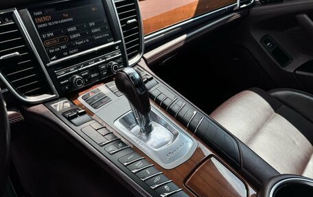 Porsche Panamera II рестайлинг, 2011 год, 2 490 000 рублей, 12 фотография