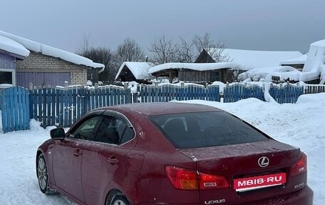 Lexus IS II рестайлинг 2, 2006 год, 800 000 рублей, 2 фотография