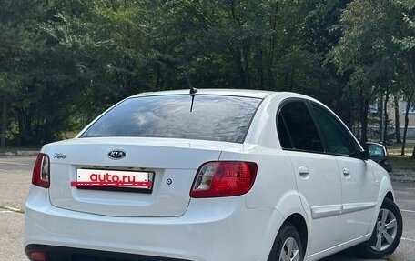 KIA Rio II, 2011 год, 650 000 рублей, 6 фотография