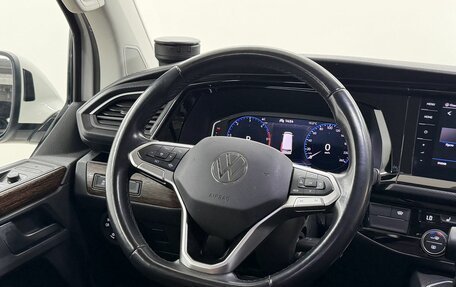 Volkswagen Multivan T6 рестайлинг, 2020 год, 6 400 000 рублей, 19 фотография
