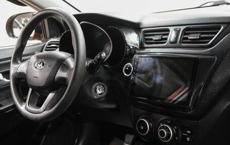 KIA Rio III рестайлинг, 2013 год, 799 000 рублей, 20 фотография